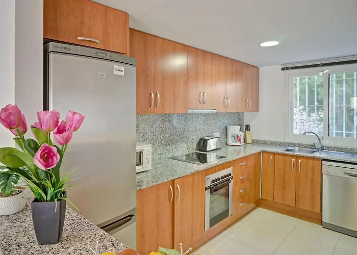 Montesol By Interhome Calp